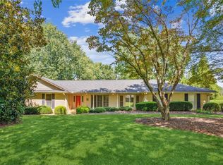 580 Rounsaville Rd, Roswell, GA 30076