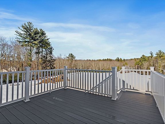 2nd image of 6 Chickadee Way #23