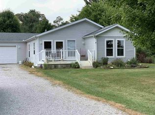 6510 S 100 E, Wolcottville, IN 46795