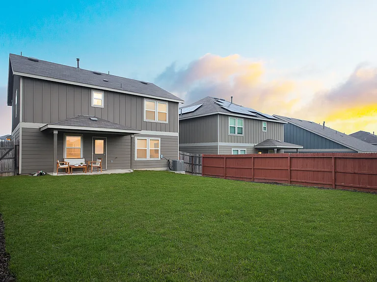7710 Ponderosa Pne — Photo 11