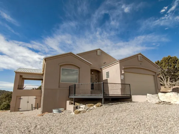11 Estribor Ct, Edgewood, NM 87015