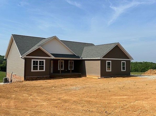 389 Paradise Ln