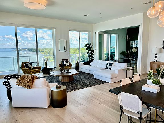 3rd image of 920 N Osceola Ave #808