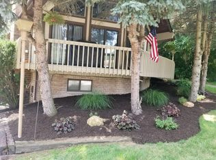 286 Swartz Rd #A, Akron, OH 44319