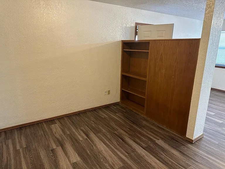 1932 E Lindsey St #115 — Photo 6