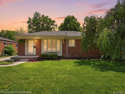 9338 Florida St, Livonia, MI, 48150