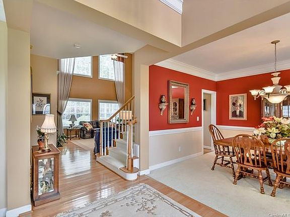 2nd image of 194 Castles Gate Dr #41