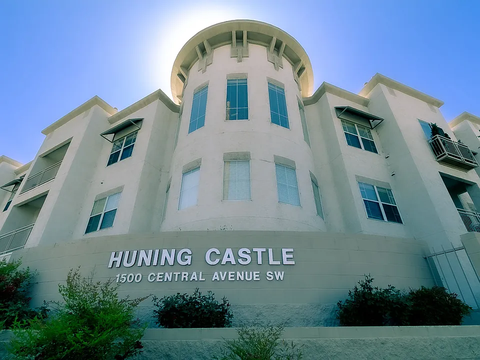 Building Photo 3