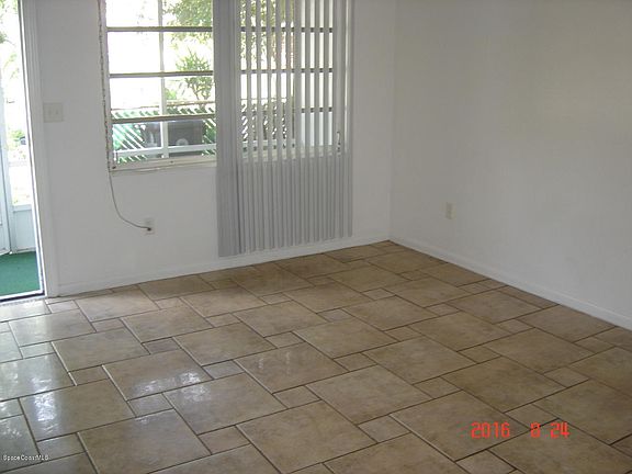 2nd image of 202 E Towne Pl #0