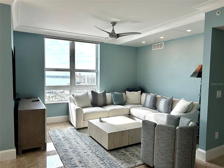 1350 Main St #1210 — Photo 15