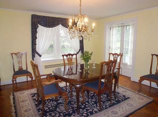 145 Valley Rd, New Rochelle, NY 10804