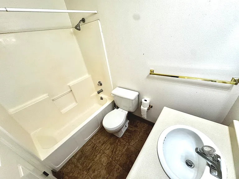 536 N 600 E — Photo 29