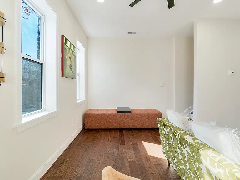 320 E Lanvale St #2 — Photo 18