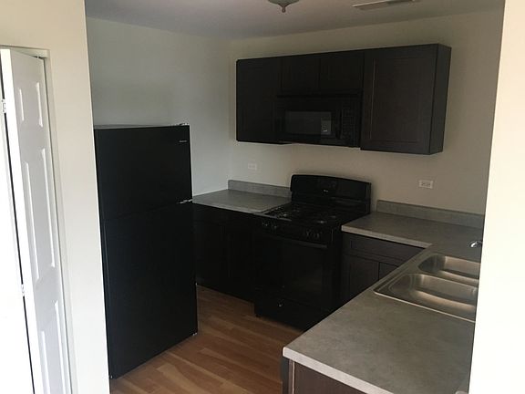 4th image of 6411 N Rockwell St APT 515