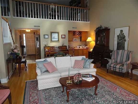 4th image of 1721 Rock Hill Ln