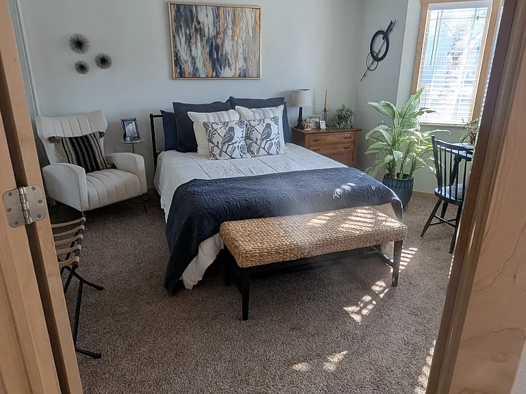 1027 Green Bay St #203 — Photo 6