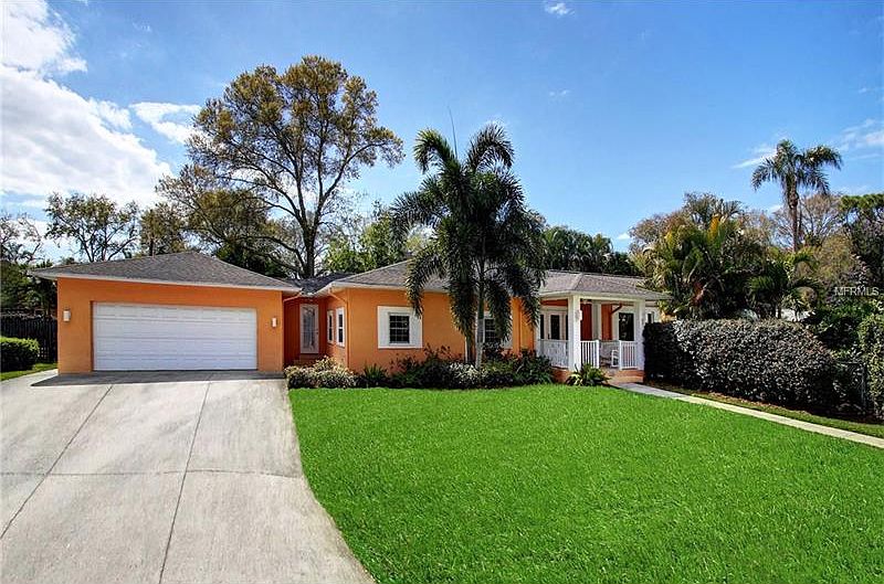 1st image of 134 Riviera Way NE