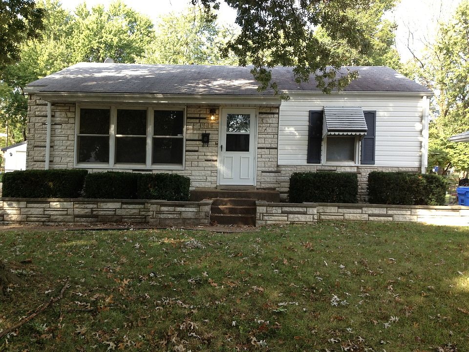 1st image of 345 De Smet Dr