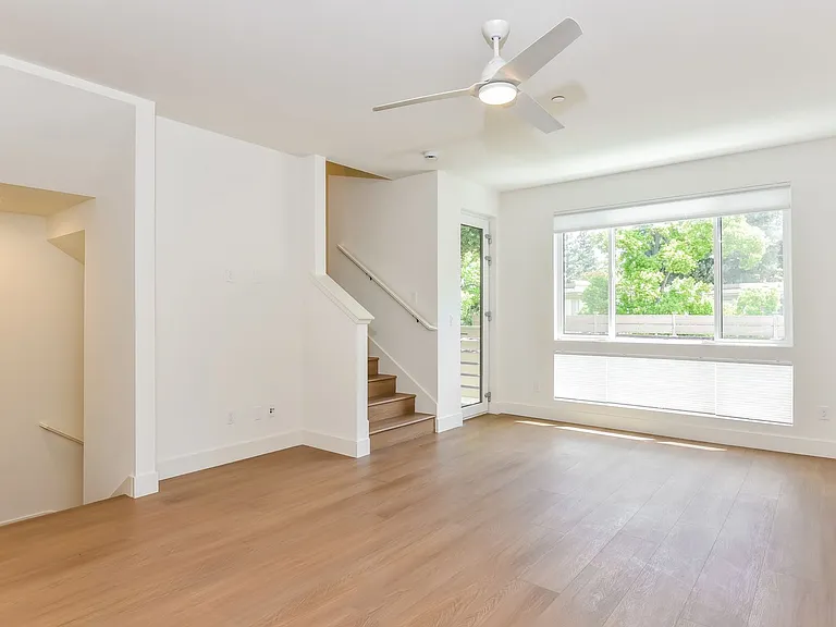 951 Woodside Rd — Photo 18