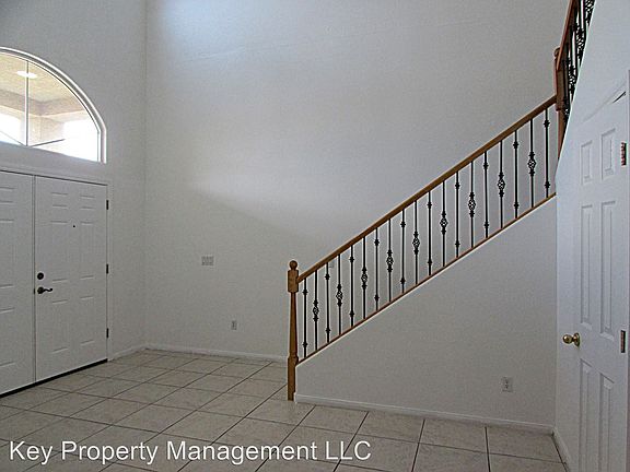 5th image of 3139 Strawberry Park Dr