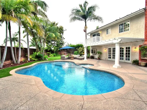 3316 Azahar Pl, Carlsbad, CA 92009