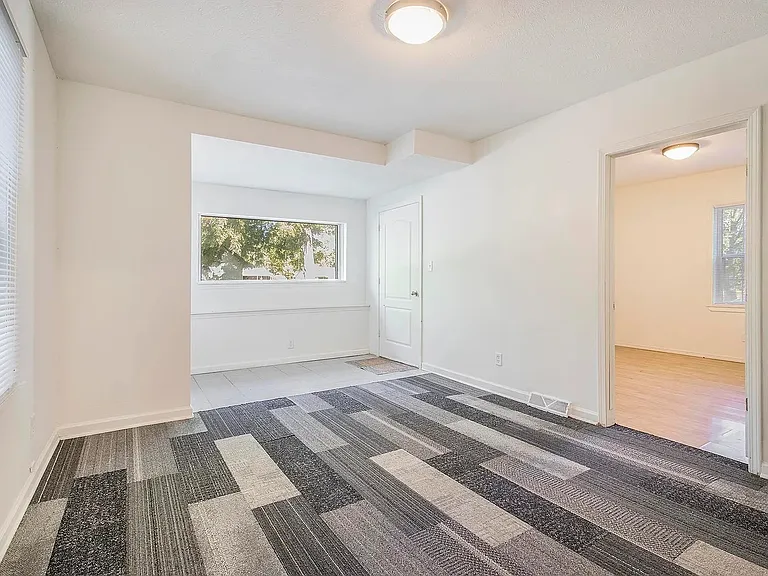 1630 S William St #1 — Photo 9