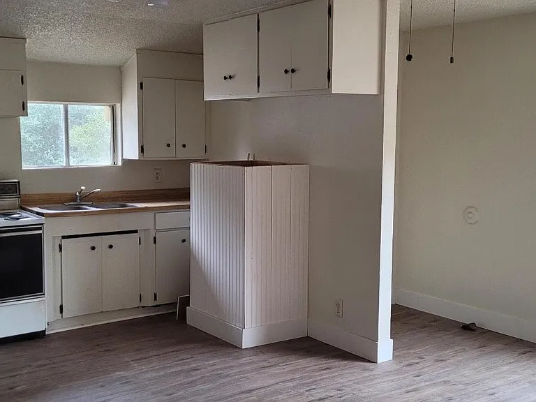 1341 Washington St — Photo 9