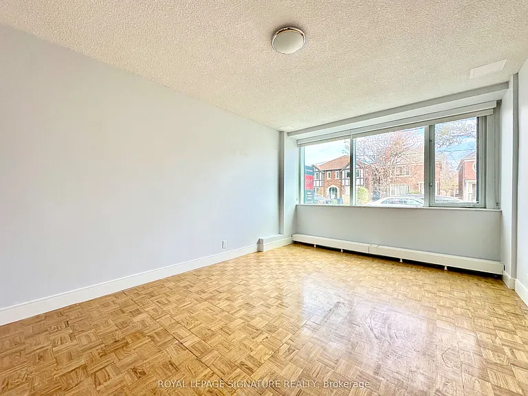 990 Avenue Rd #108 — Photo 7