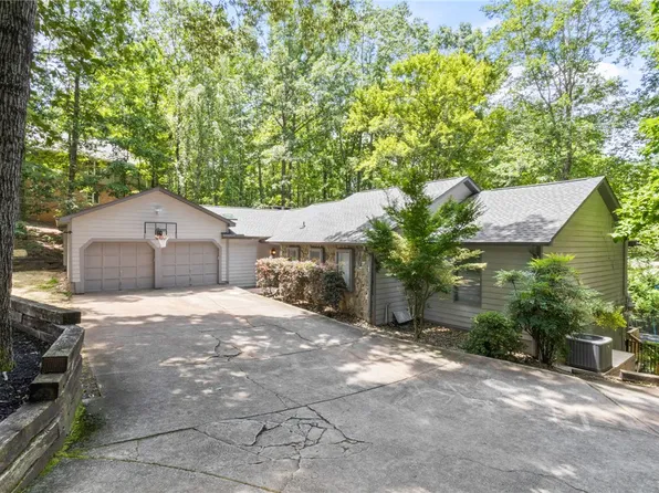 18 Hoppin John Ln, Taylors, SC 29687