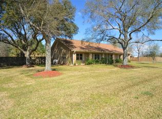 2085 County Road 928b, Alvin, TX 77511