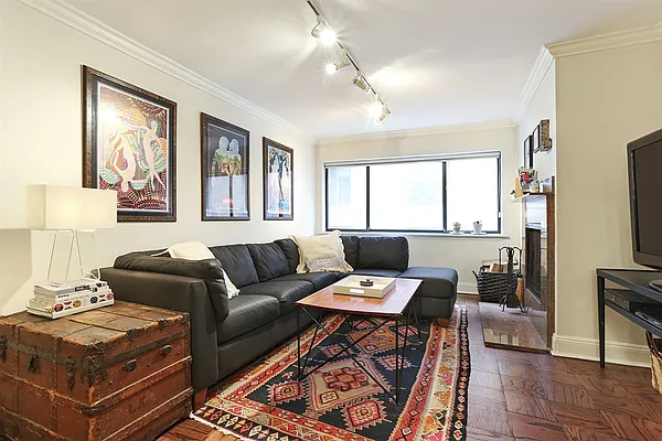 Sold by Corcoran | media 2
