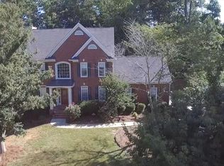 115 Scenic Ct, Fayetteville, GA 30215