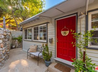 21849 Canon Dr, Topanga, CA 90290