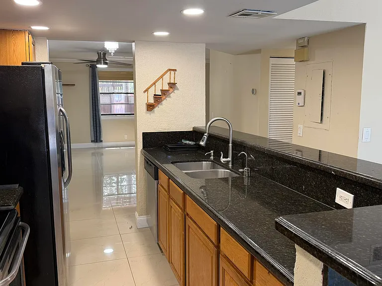 1114 NW 79th Dr — Photo 13