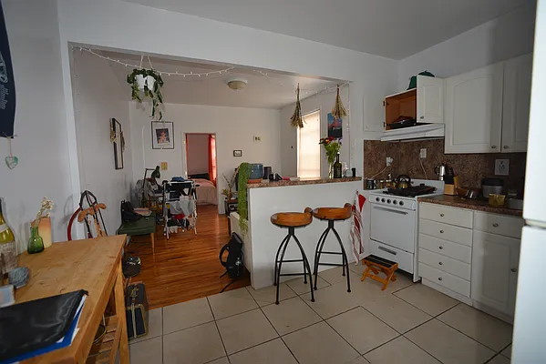 Rented by Voro, LLC | media 2