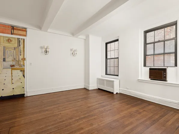 419 East 57th Street image 14 of 17