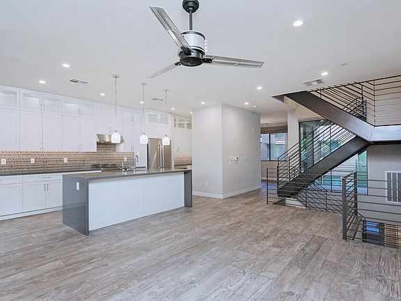 4th image of 3233 N 70th St #1003