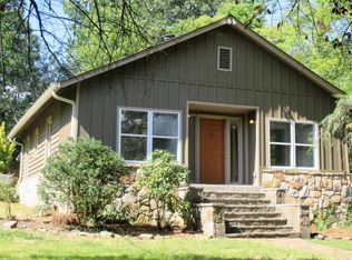 817 Fairmount Ave, Signal Mountain, TN 37377