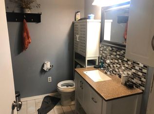 7 Bayberry Dr, Brookfield, CT 06804