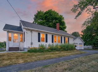 54 14th St, Bangor, ME 04401