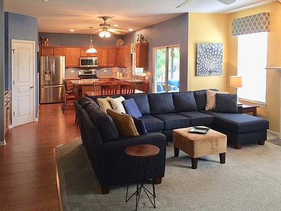 4th image of 11840 Presley Cir