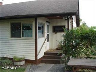 2nd image of 313 2nd Ave
