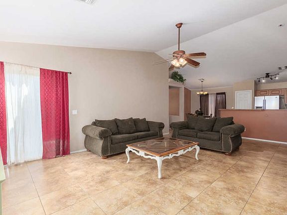 4th image of 33085 N North Butte Dr