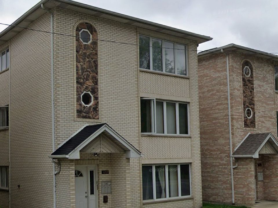 1st image of 4211 S Harlem Ave APT 2
