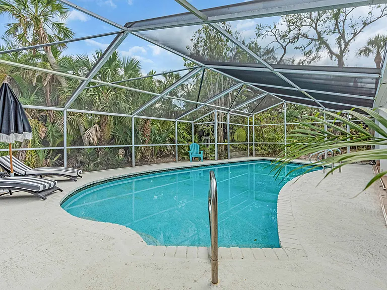 4421 Ocean Blvd — Photo 41