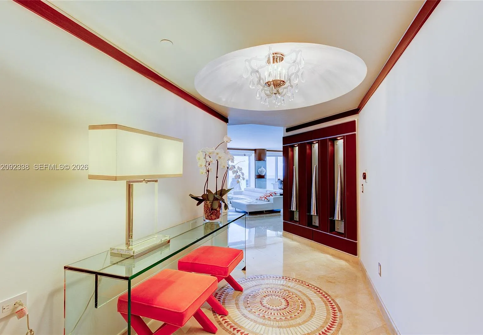 4775 Collins Ave — Photo 3