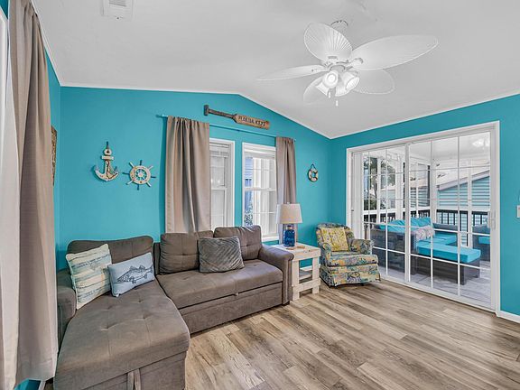 4th image of 701 Spanish Main Dr #537