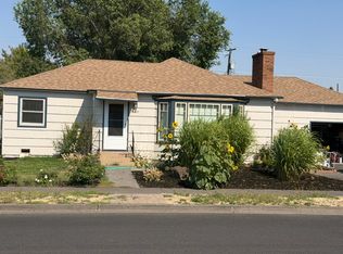 840 SW 13th St, Redmond, OR 97756
