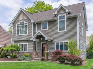 104 Sheldon St, Wyckoff, NJ 07481