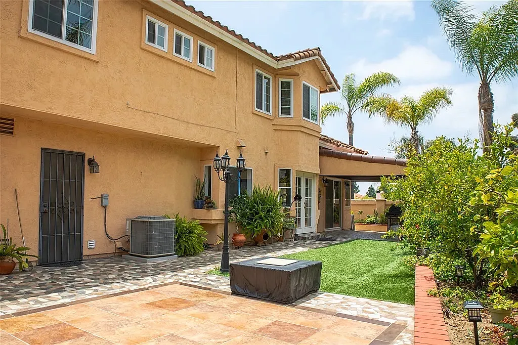 4 bed, 1800 sqft, $4,500 — Photo 4